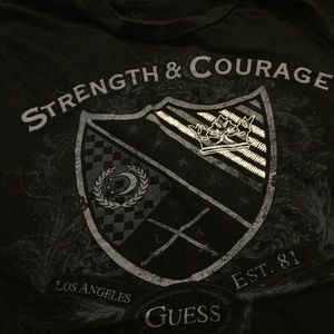 Men’s guess T-shirt